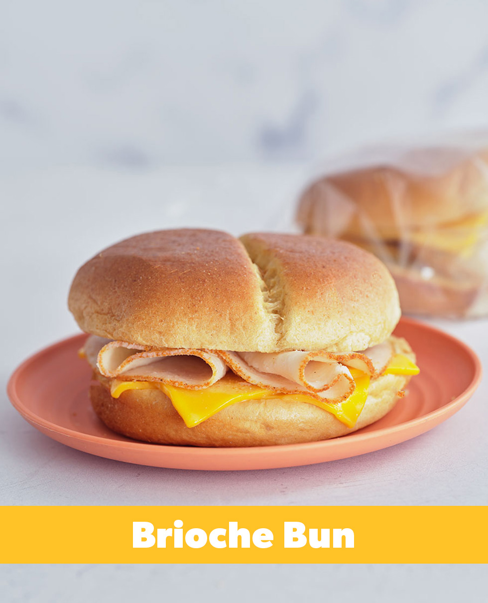 Buffalo Style Chicken & Cheddar Brioche, WG (IW)