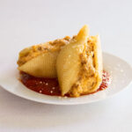 00905WG_CheeseburgerStuffedShell_980x1210